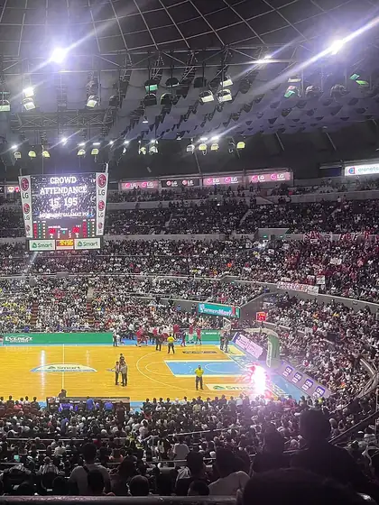 Packed PBA finals crowd in a Manila arena